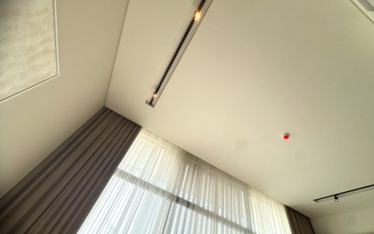 Ready to Move | With Dip Pool | Prime Location