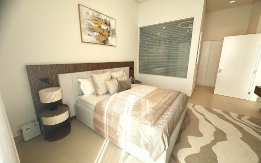 Corner Unit with Privet Dip Pool | Emerald Oasis