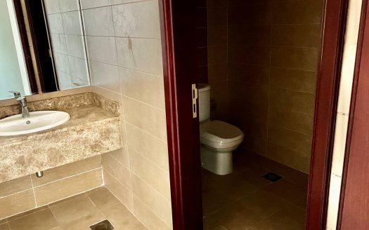 The Grand Trio: Luxury 3-Bedroom Residence