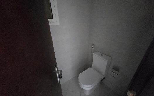 Distressed Deal: 1 Bedroom Apartment Avaliable For Sale on Easy Payment Plan