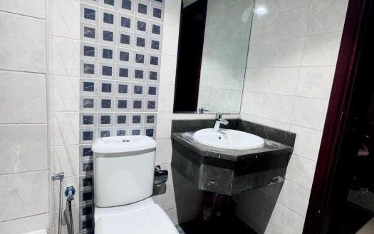 **Urban Duo: Modern 2-Bedroom Residence**