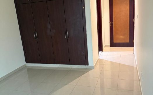 CONQUEROR TOWER – Urban Duo: Modern 2-Bedroom for Rent