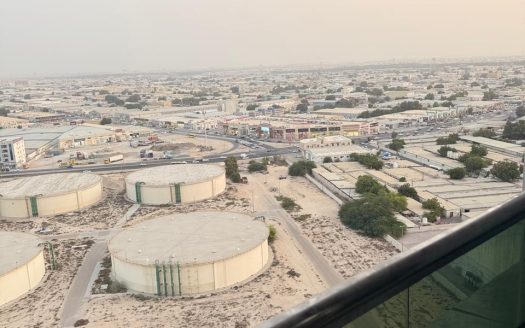 CONQUEROR TOWER – Urban Duo: Modern 2-Bedroom for Rent