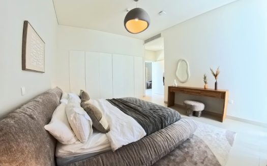 Direct Beach Access Dream Mansion | Freehold