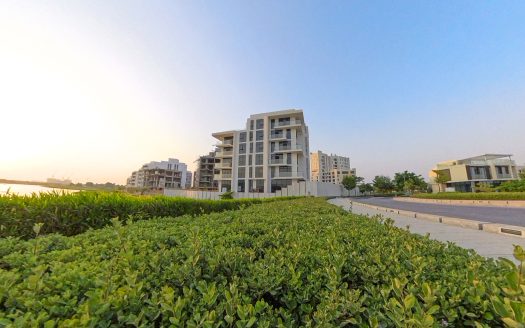 Exclusive Golf Front Apartments | Ready to move