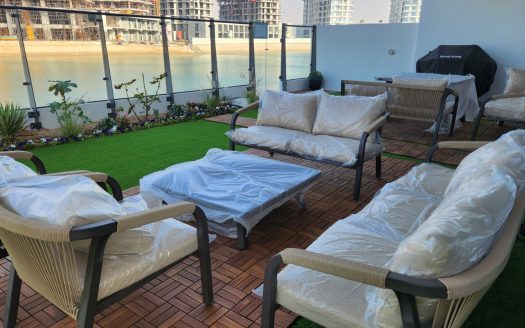 Luxury 5 BR Waterfront Villa in Ajmal Makan