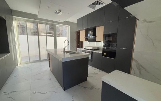 Exclusive Luxury Villa in Al Zorah City – Private Pool | Garden | Elevator | Freehold