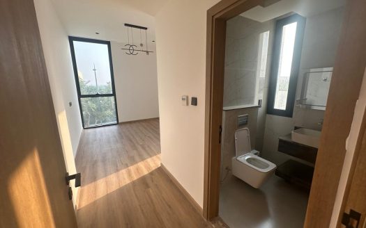 Corner Villa | Golf Community | Luxury life Style