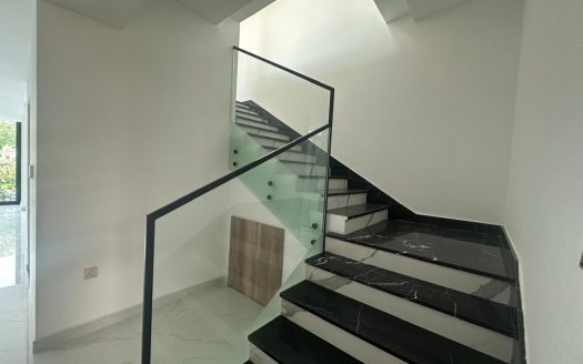 Luxury Life Style | Golf Community | Swimming Pool