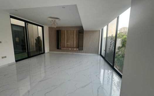 Luxury Life Style | Golf Community | Swimming Pool