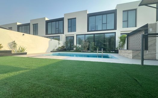Luxury Life Style | Golf Community | Swimming Pool