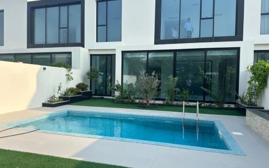 Luxury Life Style | Golf Community | Swimming Pool
