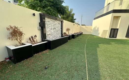 Golf Community | Close to Golf Course | Free Hold