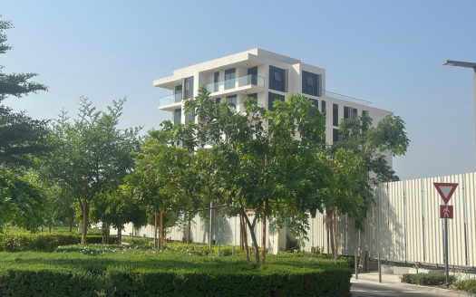 Enjoy The Magic Of Nature In Golf Community