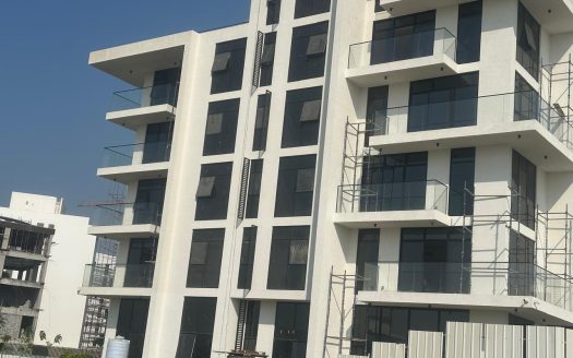 Luxury Living | Natural Light | Golf View