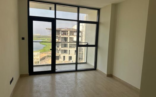 Luxury Living | Natural Light | Golf View