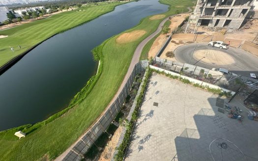 Luxury Living | Natural Light | Golf View