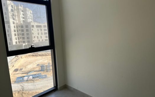 Luxury Living | Natural Light | Golf View