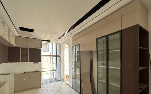 4BR Corner Villa | Free Hold | Gated Community