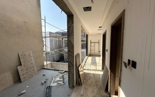 4BR Corner Villa | Free Hold | Gated Community