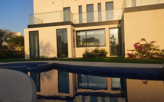 Luxury Villa | Charming Nature | Ready To Move