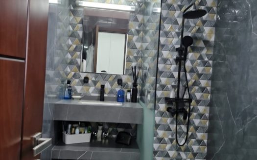 Golf Community | Ready to move | Free Hold