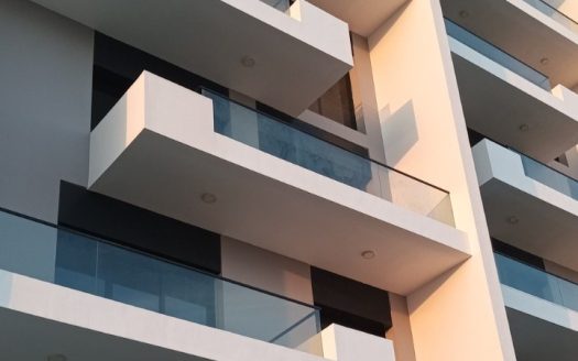 Golf Community | Ready to move | Free Hold