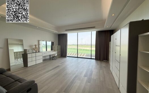 First Row | Luxury Villa | Charming Nature