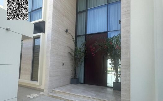 First Row | Luxury Villa | Charming Nature