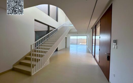 Luxury Beachfront | Duplex Villa | 4th Row