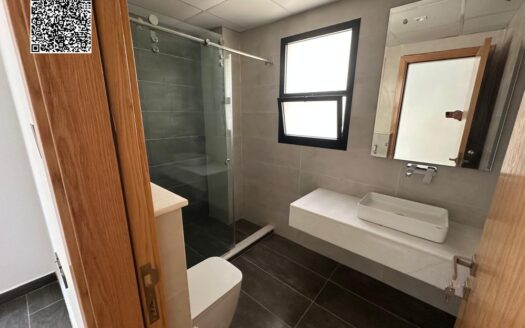 Distinctive Villa | Free Hold | Prime Location