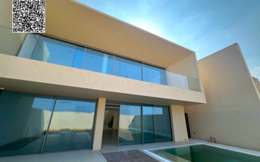 Luxury Beachfront | Duplex Villa | 4th Row