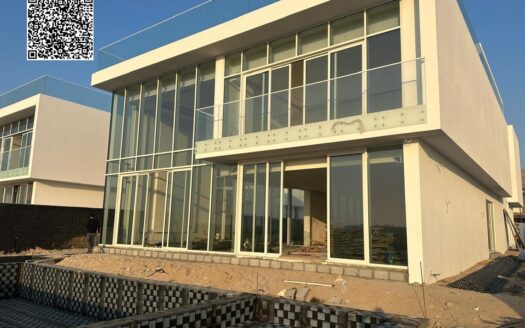 Luxury Life Style Near The Golf Cross