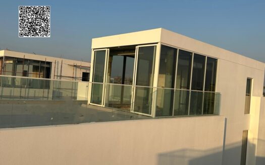 Luxury Life Style Near The Golf Cross