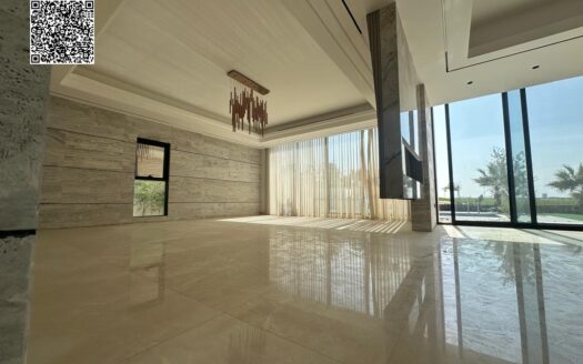 Charming Nature | First Row | Reay To Move | Free Hold