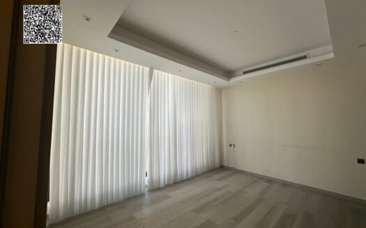 Charming Nature | First Row | Reay To Move | Free Hold