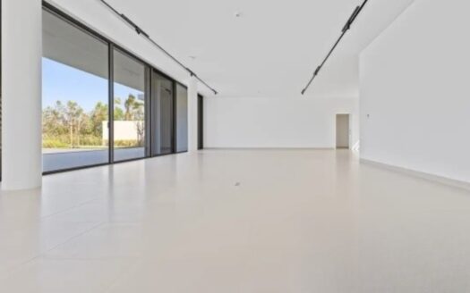 2nd Row | Ready to Move | Sea View | Private Beach