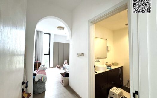 UAE Green Oasis and Prime Location – Near White Sandy Beach and Next to Mangrove Forest