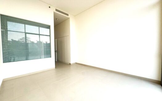 Peaceful Living in Green Island – No Extra Fees – Privet Access to White Sandy Beach
