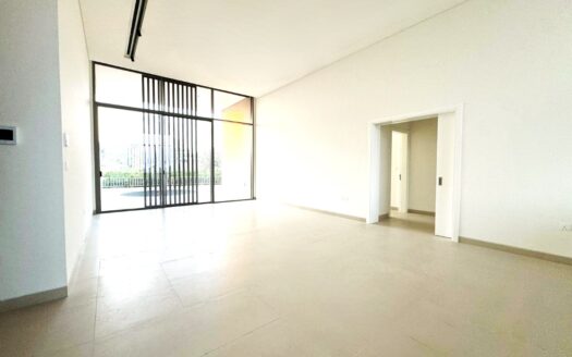 Peaceful Living in Green Island – No Extra Fees – Privet Access to White Sandy Beach