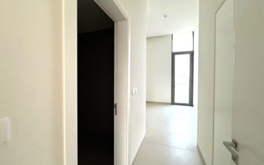 Peaceful Living in Green Island – No Extra Fees – Privet Access to White Sandy Beach